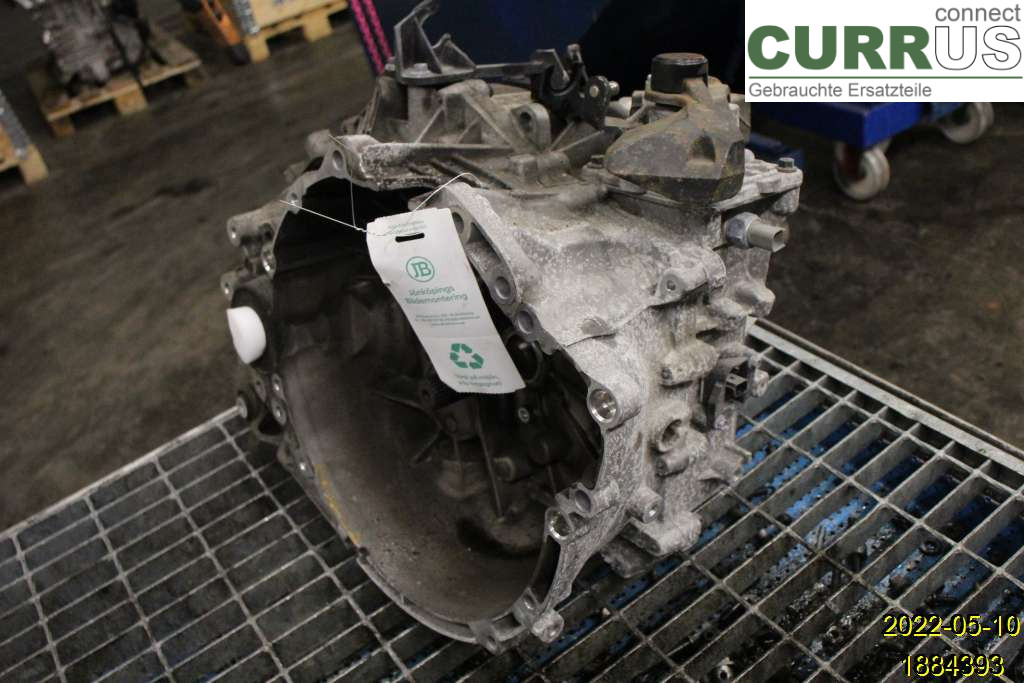 VOLVO V60  14-18 Gearbox (6-speed) 36012742 D4204T9